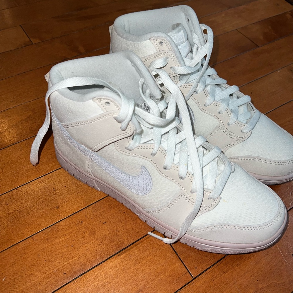 High top pink air forces